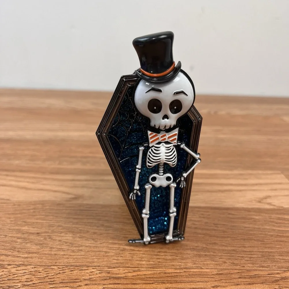 Wallflowers Halloween Skeleton Coffin Light‎ up Plug-in Diffuser Black